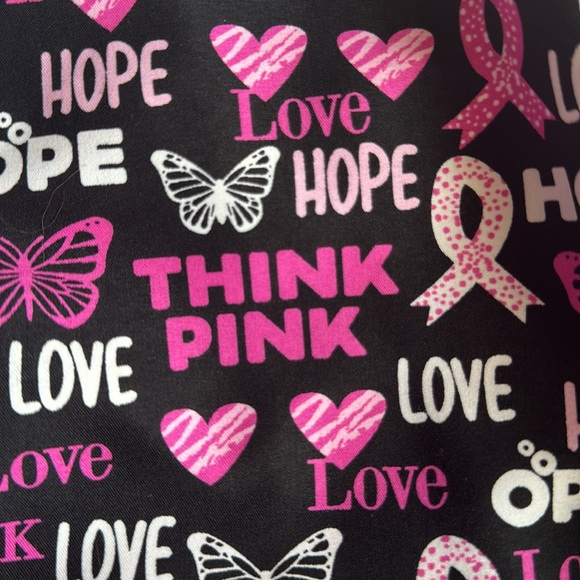 Women’s Scrub Top - Picture 2 of 3